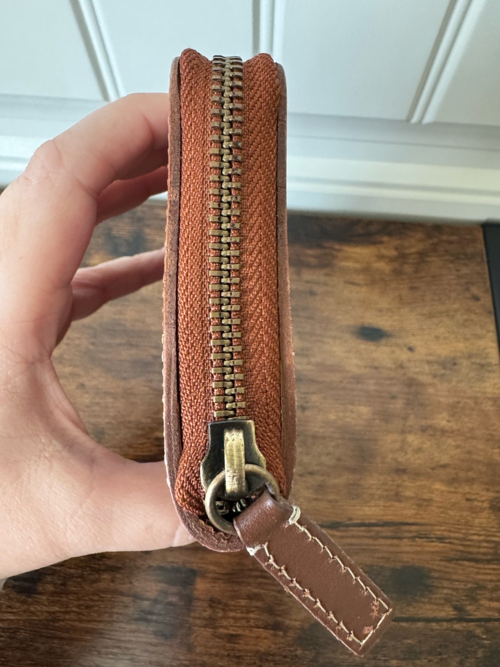 Shyanne Tooled Leather Sunflower Zip Around Wallet Brown Western Floral - Picture 4 of 11